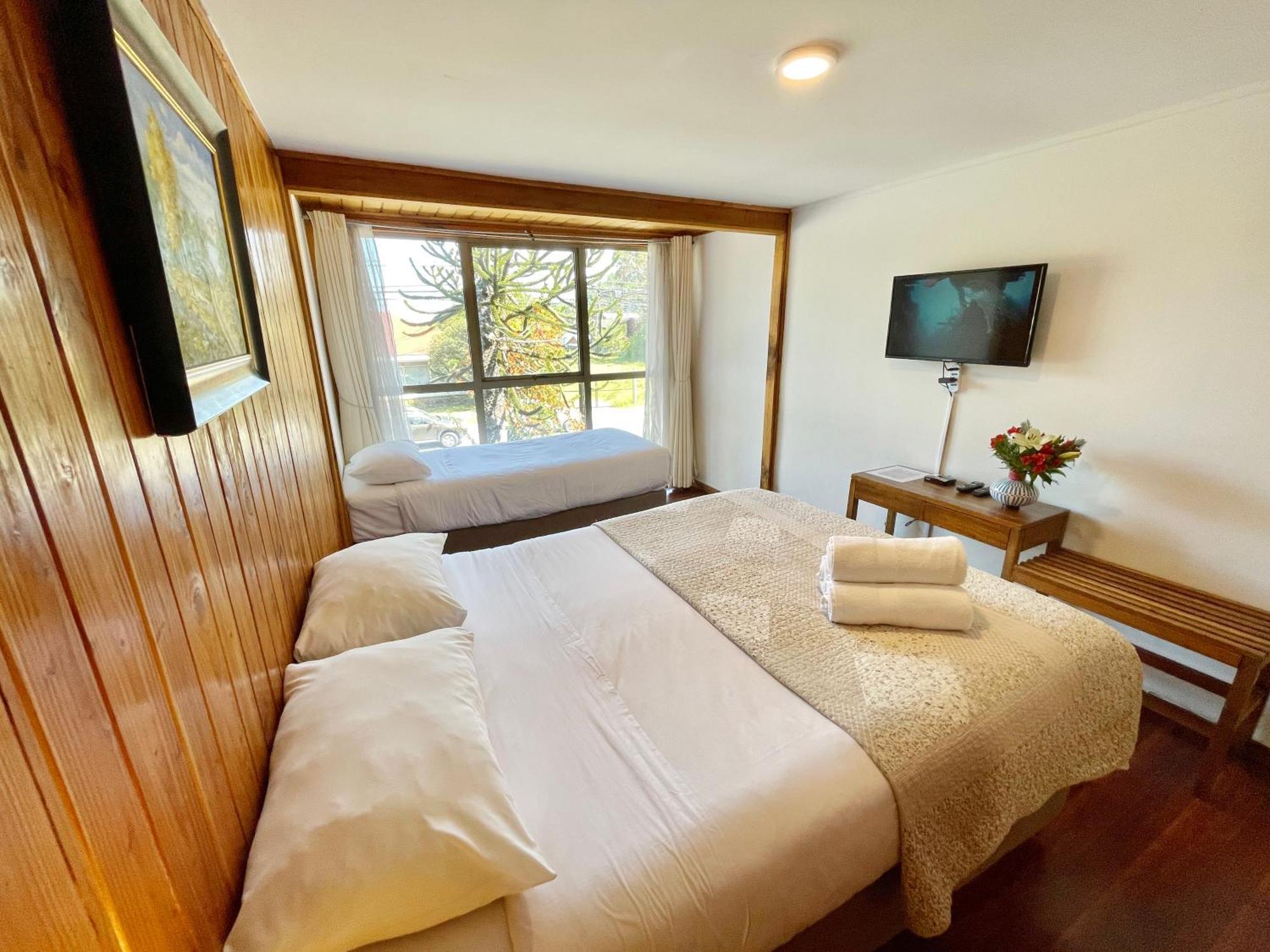 Hotel Costanera Pucon Exterior photo