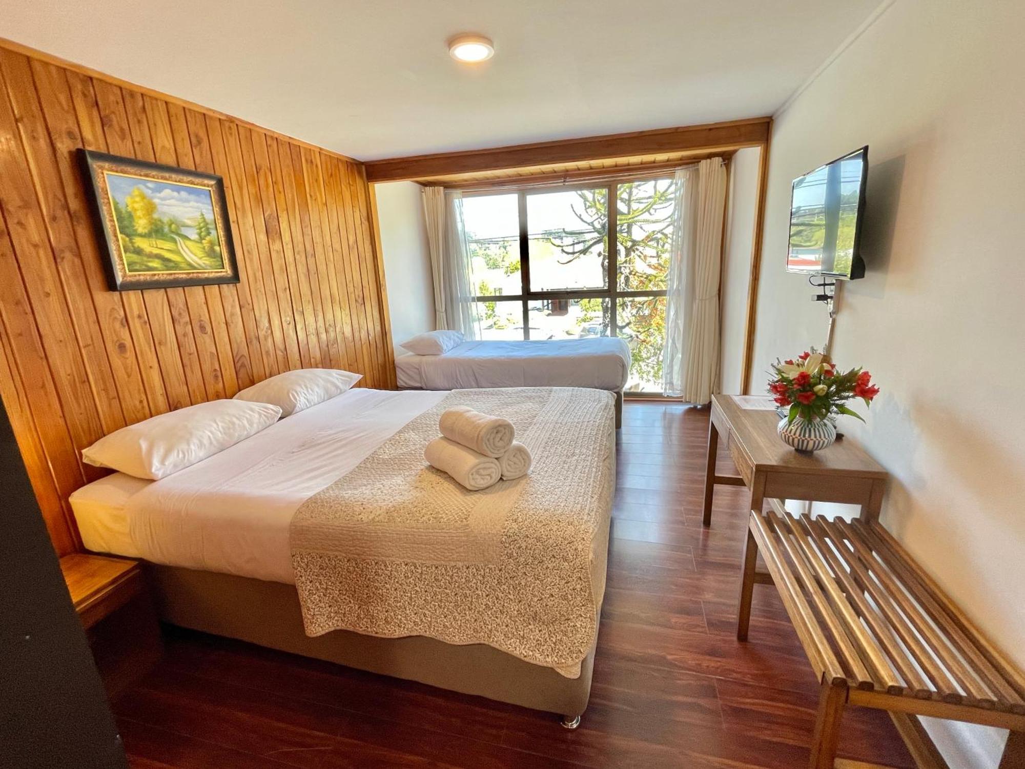 Hotel Costanera Pucon Exterior photo